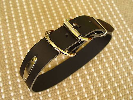 Leather dog collar